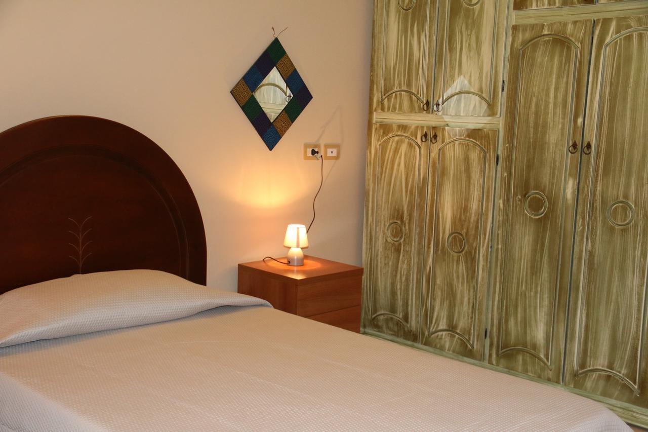 Sardinia Re Guest House Сассари Экстерьер фото