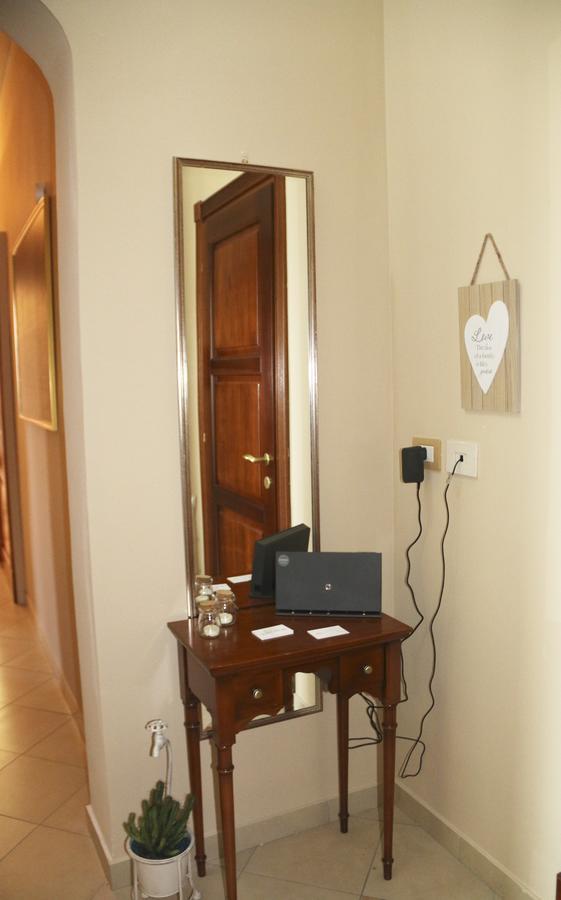 Sardinia Re Guest House Сассари Экстерьер фото