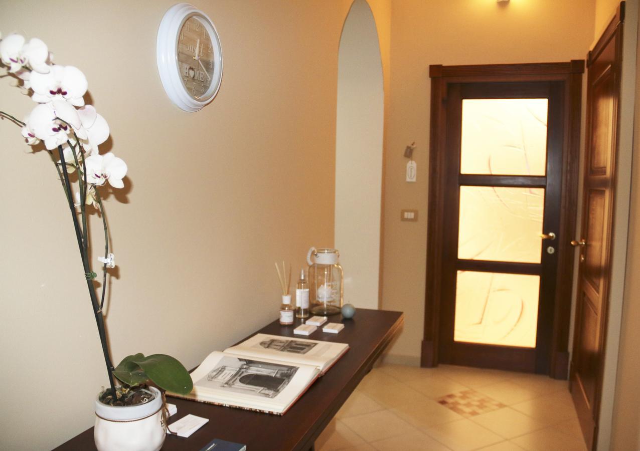 Sardinia Re Guest House Сассари Экстерьер фото